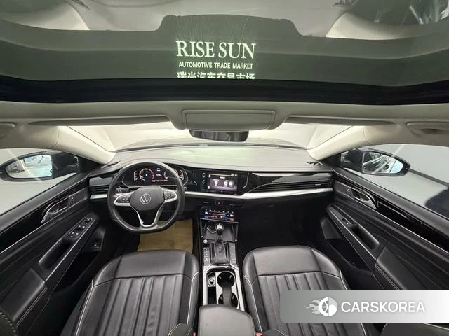Volkswagen Passat id 4328842 из Китая 7