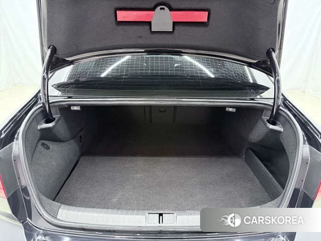 Volkswagen Magotan PHEV id 4367458 из Китая 7