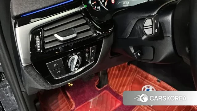 BMW 5 Series (G30) id 3009307 из Кореи 7