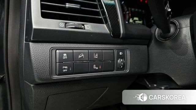 Ssangyong The New Rexton Sports Cannes id 4906112 из Кореи 7