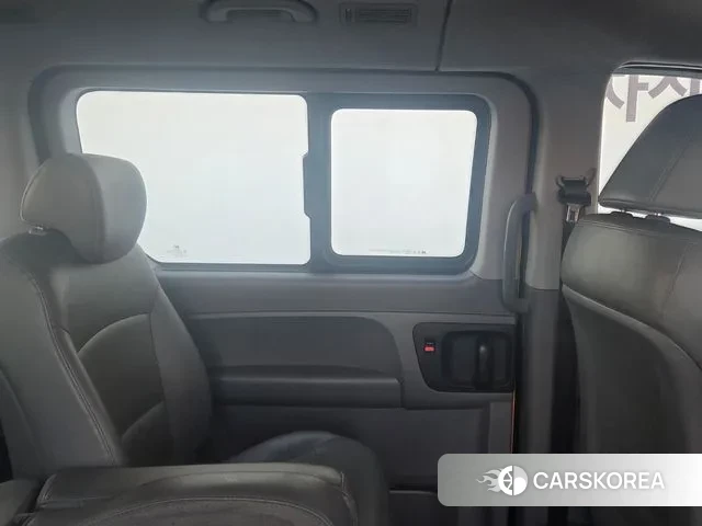 Hyundai The New Grand Starex id 3464715 из Кореи 7