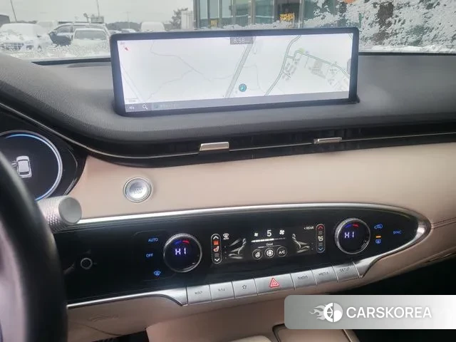 Genesis GV70 id 3597776 из Кореи 7