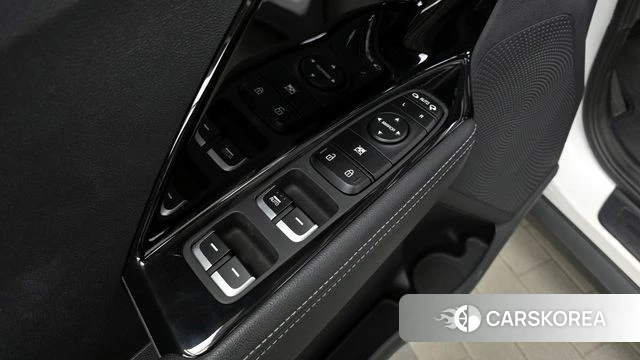 Kia The New Niro id 3892604 из Кореи 7