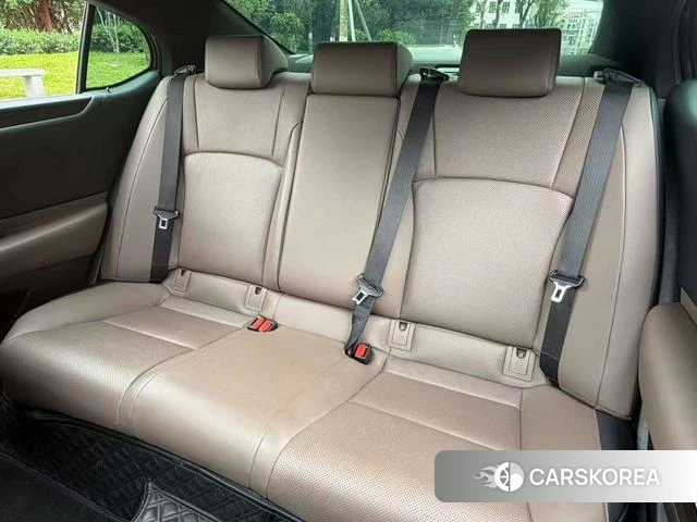Lexus ES id 4314269 из Китая 7