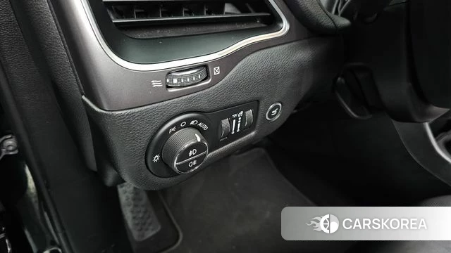 Jeep Cherokee (KL) id 4180397 из Кореи 7