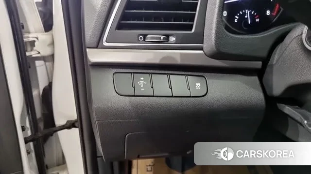 Hyundai Avante AD id 3608393 из Кореи 7