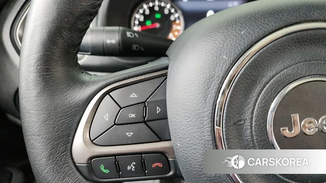 Jeep Renegade id 3965011 из Кореи 7