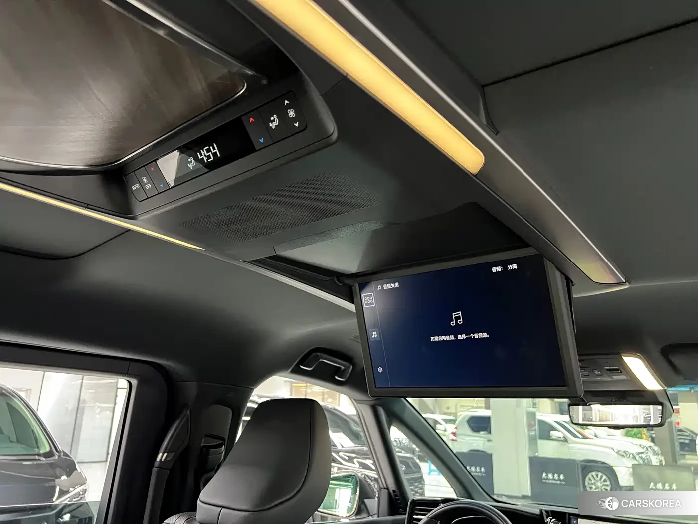 Lexus LM id 4664431 из Китая 7