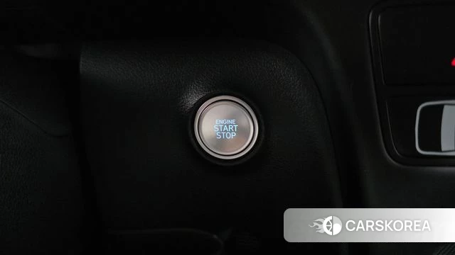 Hyundai Staria id 4567351 из Кореи 7