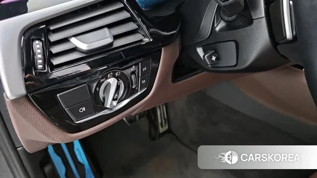 BMW 5 Series (G30) id 3007392 из Кореи 7