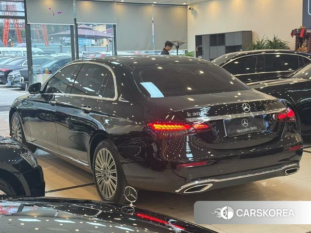 Mercedes-Benz E-class id 4275441 из Китая 7