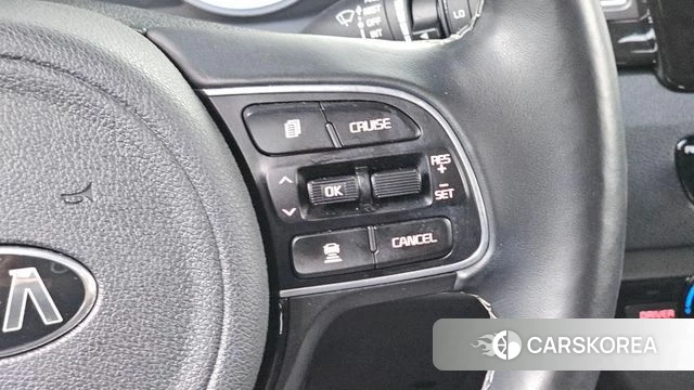 Kia Niro id 4900729 из Кореи 7
