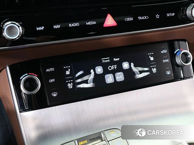 Genesis GV70 id 4847506 из Кореи 7