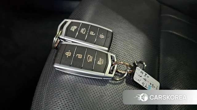 Genesis G80 id 4882376 из Кореи 7