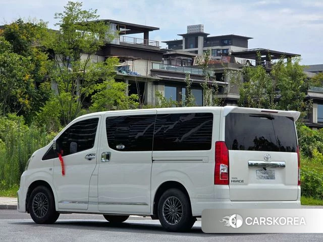 Toyota Hiace id 4261221 из Китая 7
