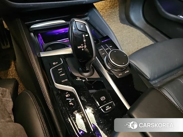 BMW 5 Series (G30) id 4187392 из Кореи 7