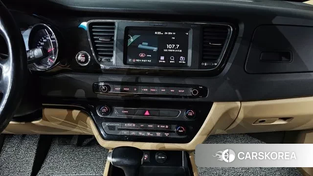 Kia The New Carnival id 3703338 из Кореи 7