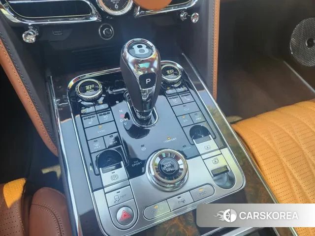 Bentley Flying Spur 3rd Generation id 3070689 из Кореи 7