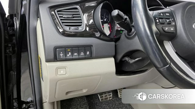 Kia The New Carnival id 3886491 из Кореи 7