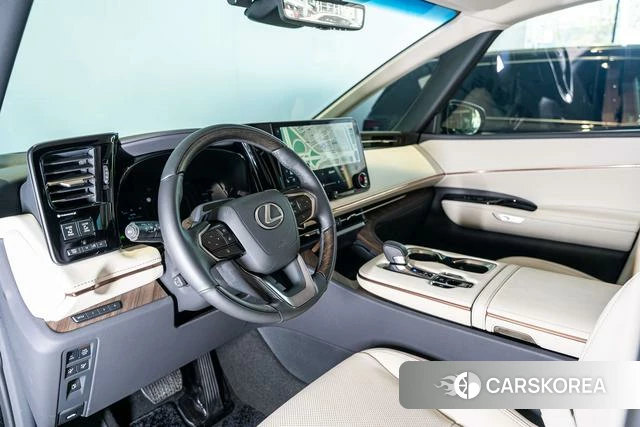Lexus LM id 4272979 из Китая 7