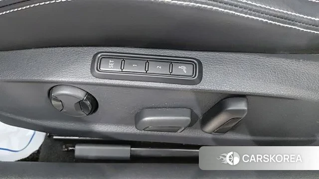 Volkswagen Passat GT (B8) id 3529647 из Кореи 7