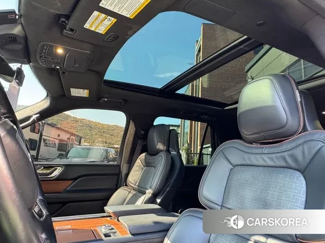 Lincoln Navigator 4th generation id 3437592 из Кореи 7