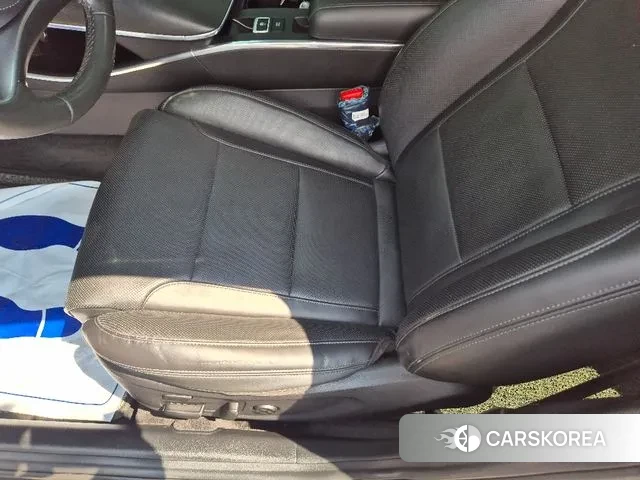 Hyundai The New Grandeur IG id 3054949 из Кореи 7