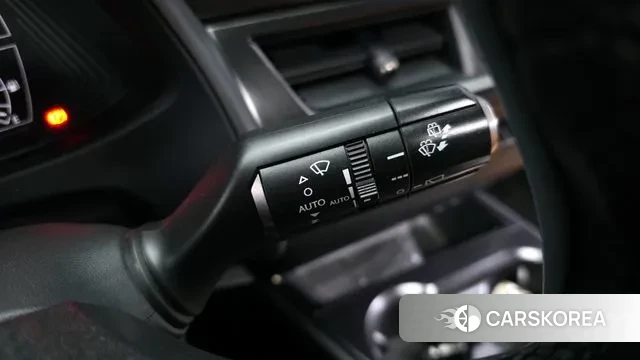 Lexus UX250h id 3769901 из Кореи 7