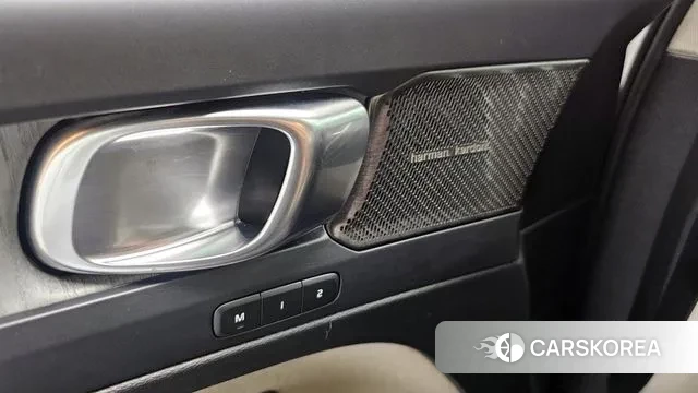 Volvo XC40 id 3716703 из Кореи 7