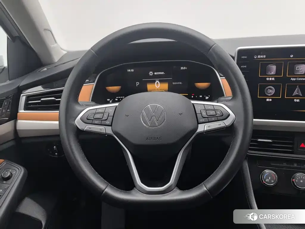 Volkswagen Bora id 4655187 из Китая 7