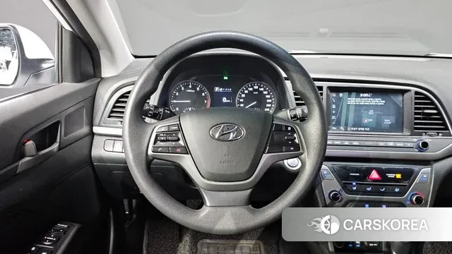 Hyundai Avante AD id 2971578 из Кореи 7