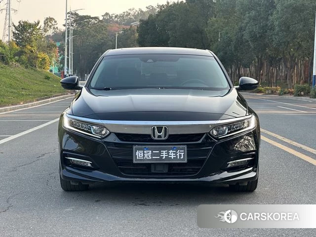 Honda Accord id 3890754 из Китая 7