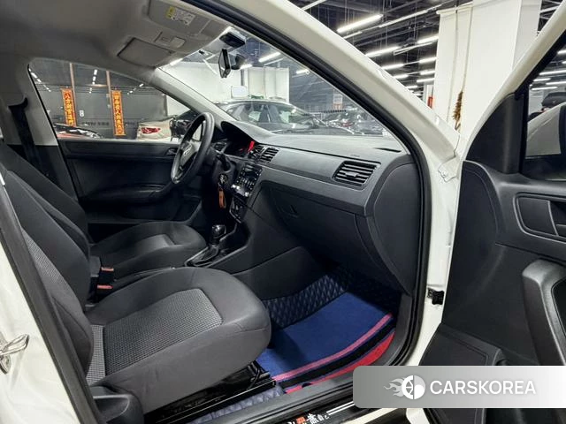Volkswagen Santana id 4208047 из Китая 7