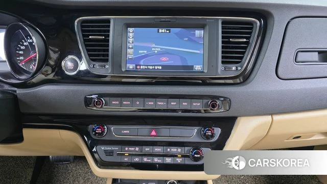 Kia The New Carnival id 3814204 из Кореи 7