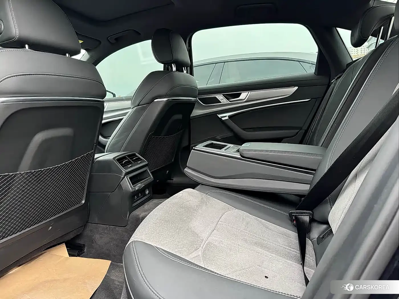 Audi A6L id 4553788 из Китая 7
