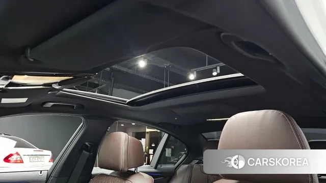 BMW 5 Series (G30) id 3555643 из Кореи 7