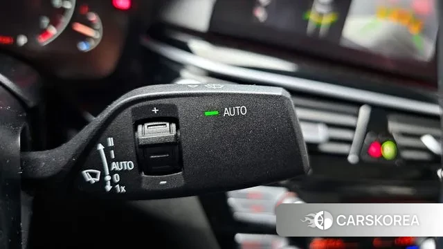 BMW 5 Series (G30) id 3514890 из Кореи 7