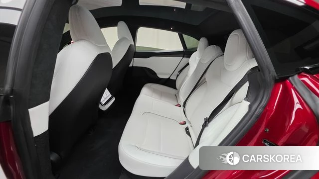 Tesla Model S id 4480785 из Кореи 7
