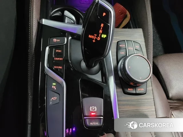 BMW 5 Series (G30) id 3489981 из Кореи 7