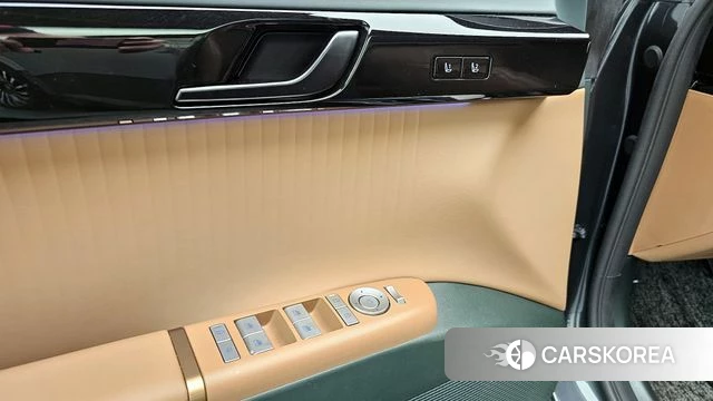 Hyundai Grandeur Hybrid (GN7) id 4408309 из Кореи 7