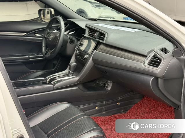 Honda Civic id 4274412 из Китая 7