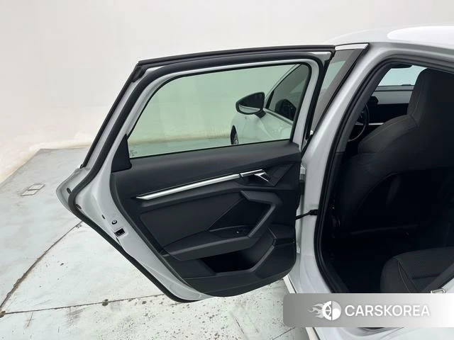 Audi A3 id 4307432 из Китая 7