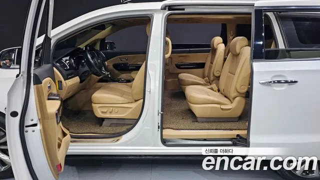 Kia The New Carnival id 2334046 из Кореи 7