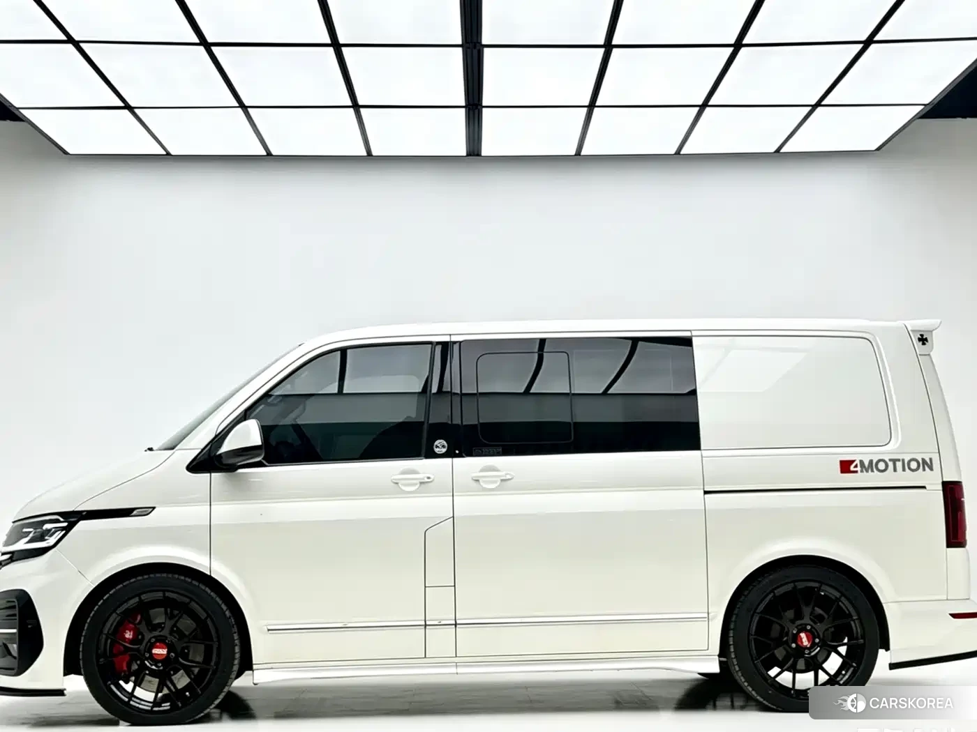 Volkswagen Multivan id 4629731 из Китая 7