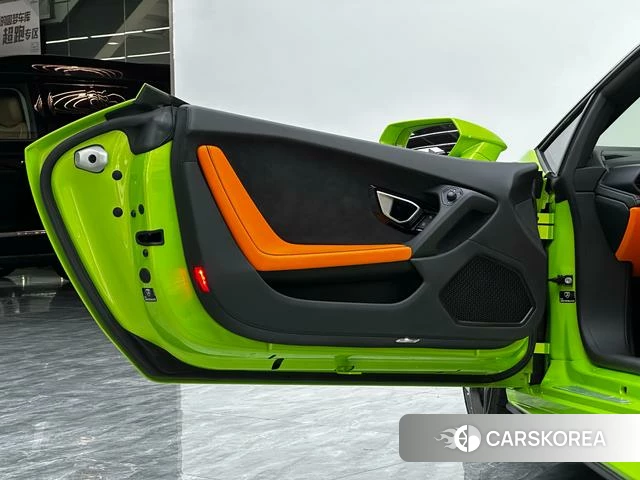 Lamborghini Huracán id 4239016 из Китая 7