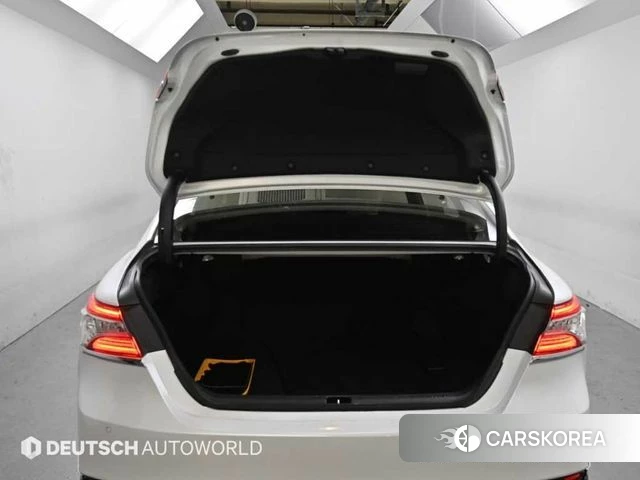 Toyota Camry (XV70) id 3829103 из Кореи 7