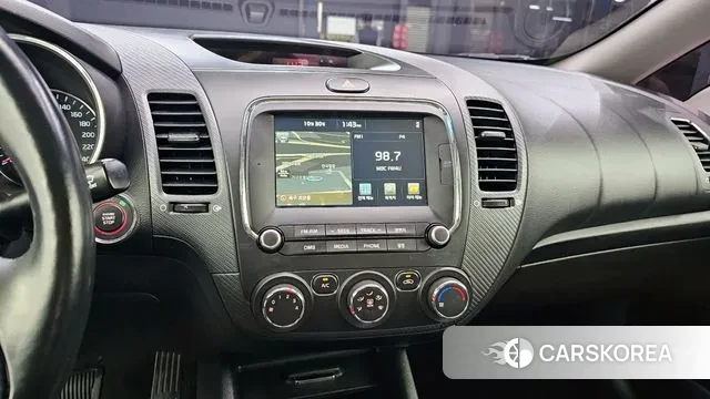 Kia The New K3 id 3308275 из Кореи 7