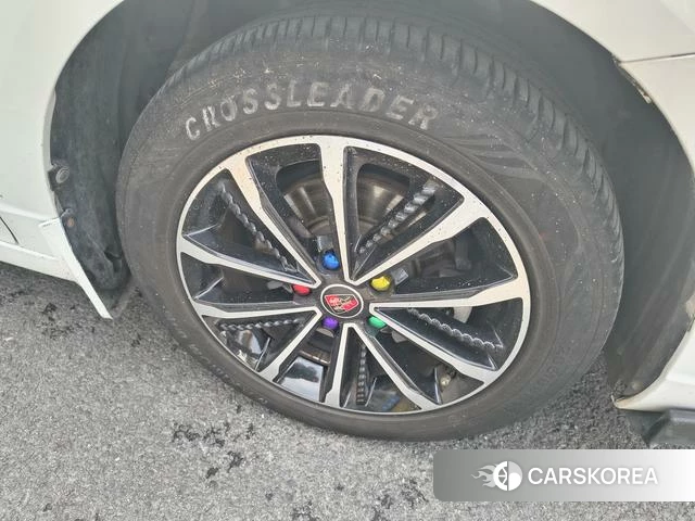 Roewe i5 id 4240202 из Китая 7