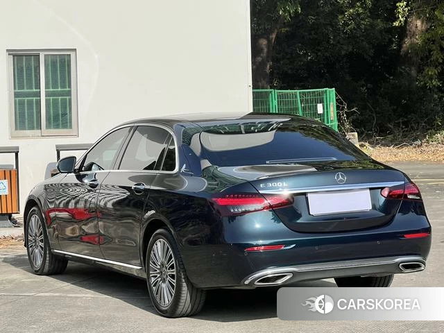 Mercedes-Benz E-class id 4265713 из Китая 7