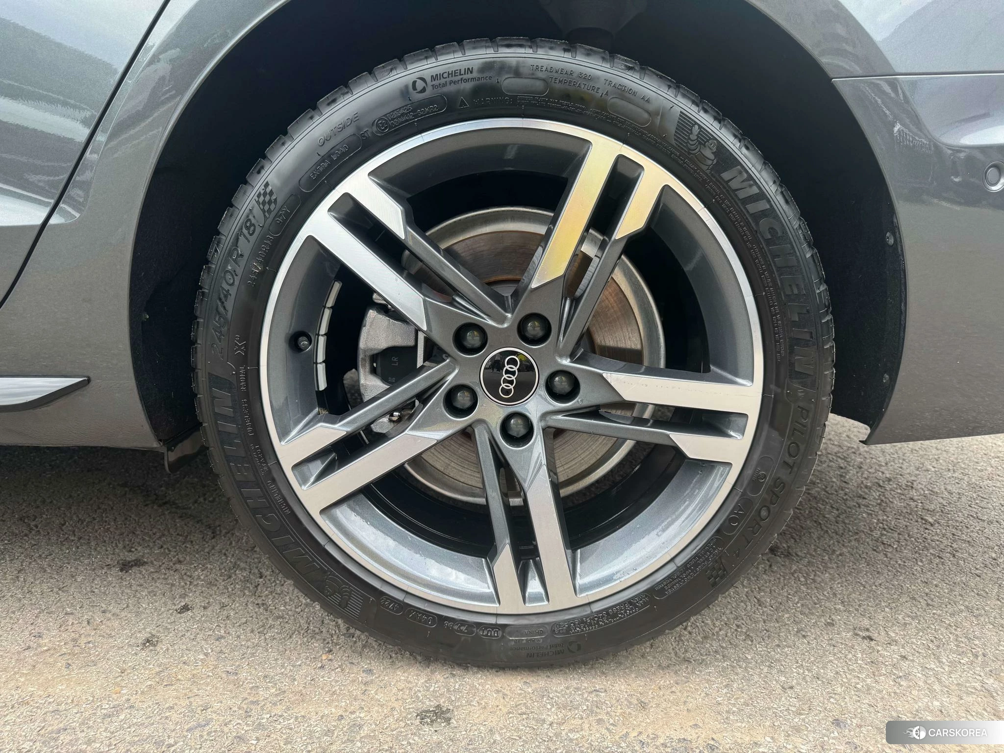 Audi A4L id 4455149 из Китая 7